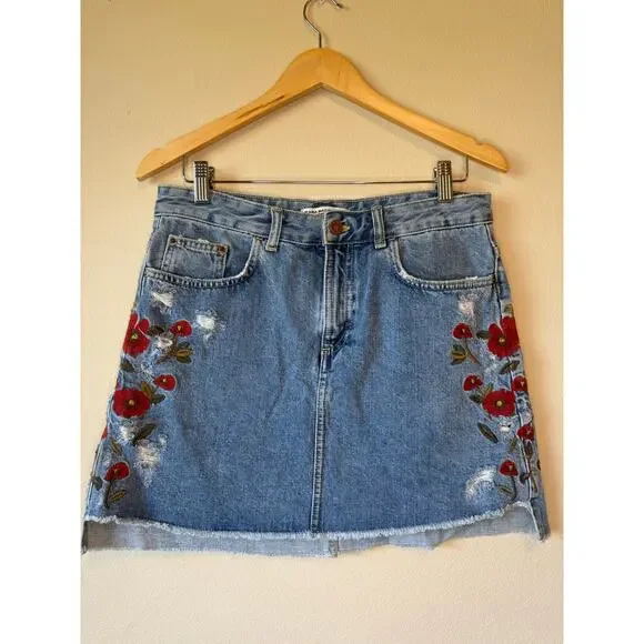 Zara Skirts Zara Flower Embroidered Denim Skirt Poshmark